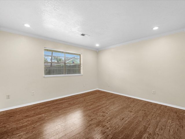 13931 Roundstone Lane, Houston, TX 77015