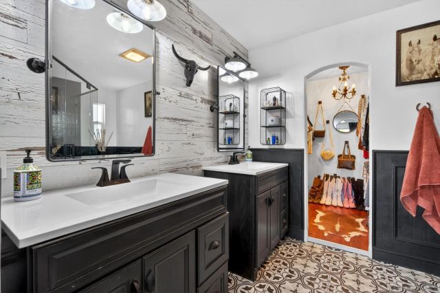 15031 Heath Dr., Poway, CA 92064