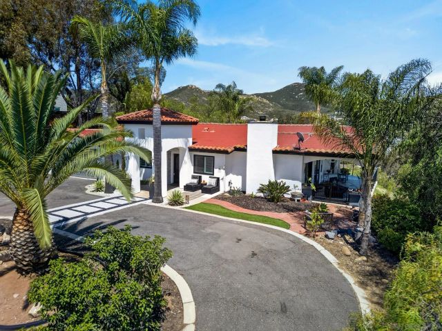 15031 Heath Dr., Poway, CA 92064