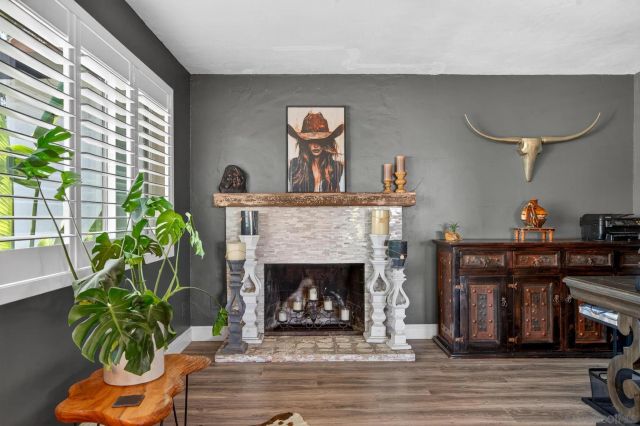 15031 Heath Dr., Poway, CA 92064
