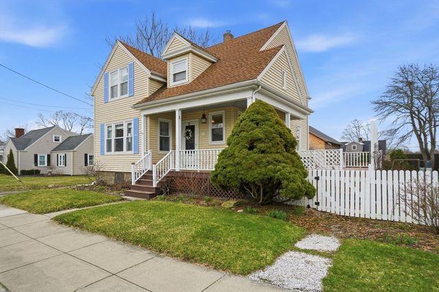 73 Moore Street, Fall River, MA 02720