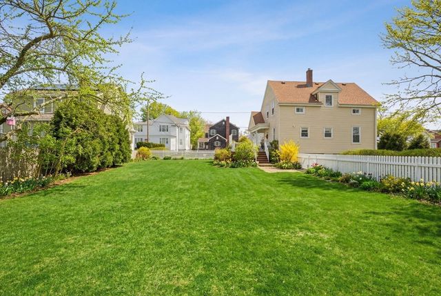 73 Moore Street, Fall River, MA 02720