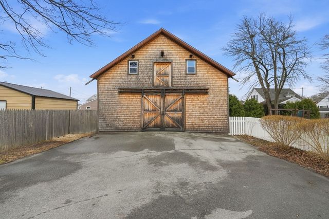 73 Moore Street, Fall River, MA 02720