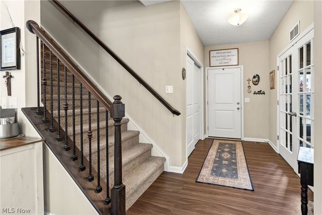 1216 Selena Grove, Green, OH 44685