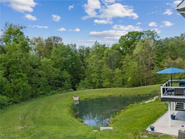 1216 Selena Grove, Green, OH 44685