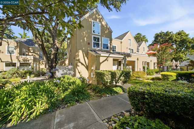 211 Kingston Way, Walnut Creek, CA 94597