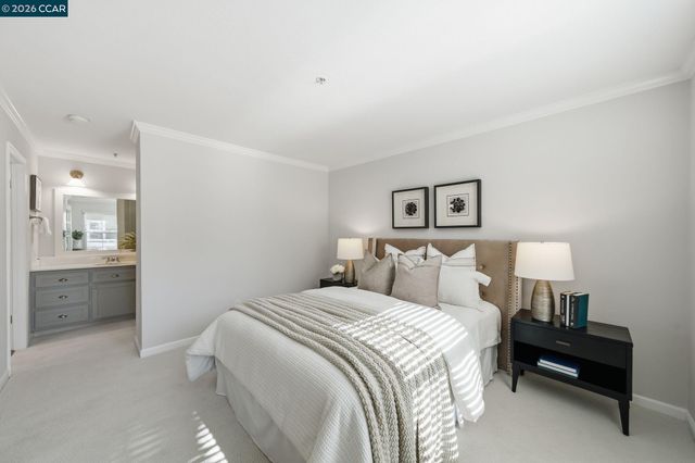 211 Kingston Way, Walnut Creek, CA 94597