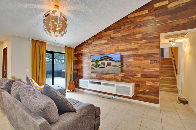 9568 Boca Gardens Parkway B, Boca Raton, FL 33496