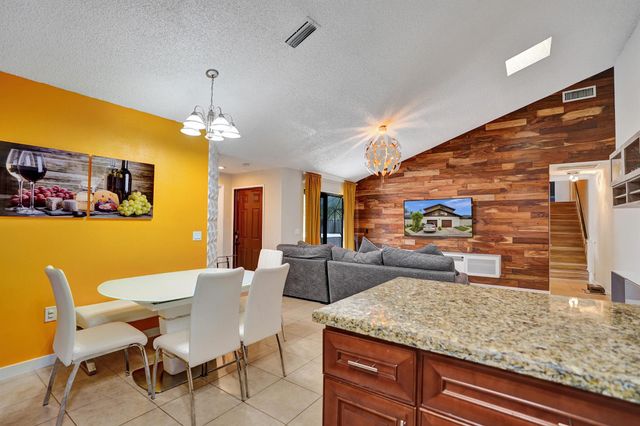 9568 Boca Gardens Parkway B, Boca Raton, FL 33496