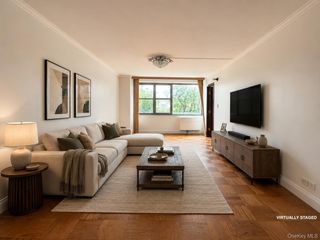 61-20 Grand Central Parkway B303, Forest Hills, NY 11375