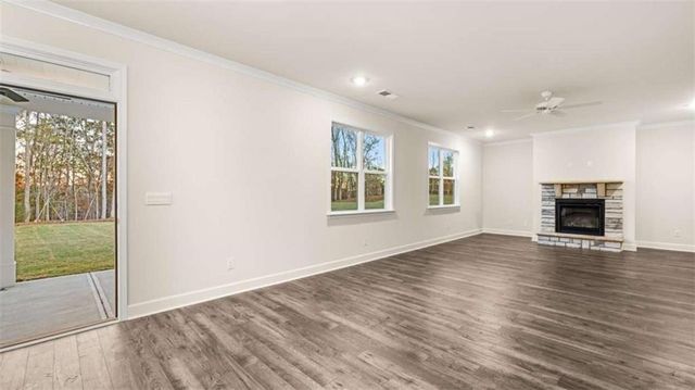 360 Staffin Drive, Senoia, GA 30276