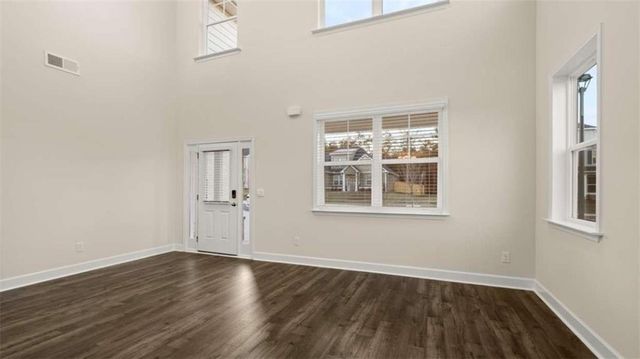 360 Staffin Drive, Senoia, GA 30276