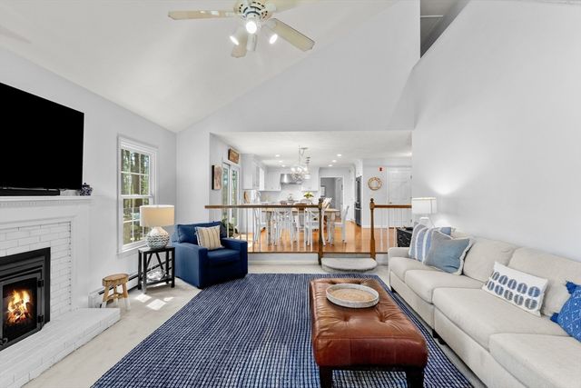 154 Partridge Brook Cir, Marshfield, MA 02050