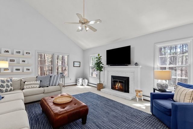 154 Partridge Brook Cir, Marshfield, MA 02050