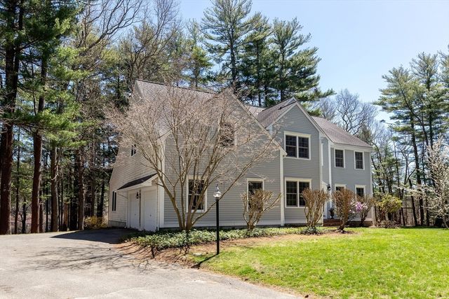 154 Partridge Brook Cir, Marshfield, MA 02050