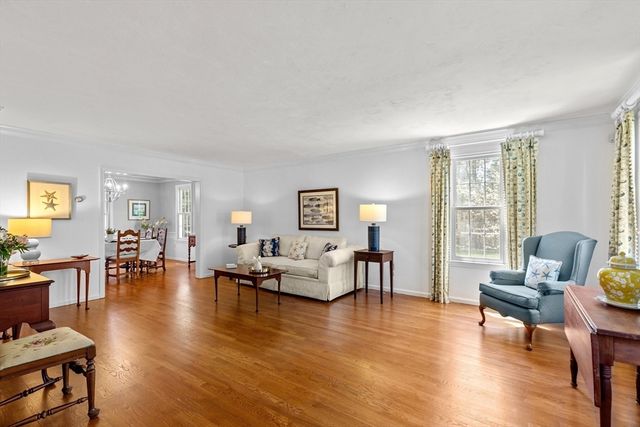 154 Partridge Brook Cir, Marshfield, MA 02050
