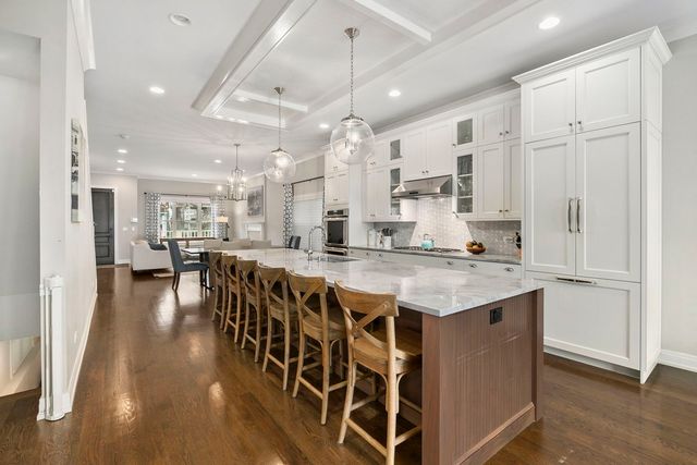 1648 W Fletcher Street, Chicago, IL 60657