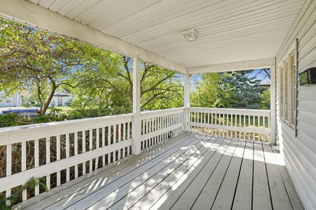 4038 AVENUE C, Council Bluffs, IA 51501