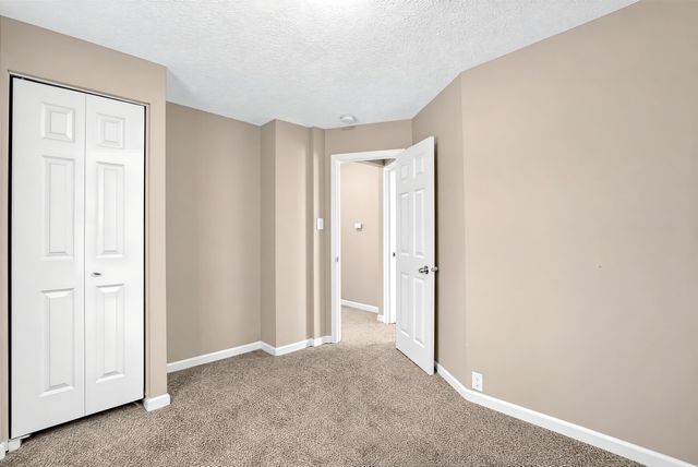 4038 AVENUE C, Council Bluffs, IA 51501