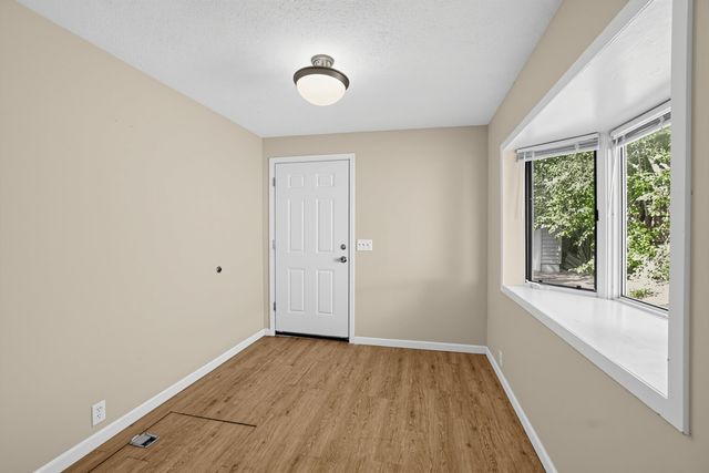 4038 AVENUE C, Council Bluffs, IA 51501