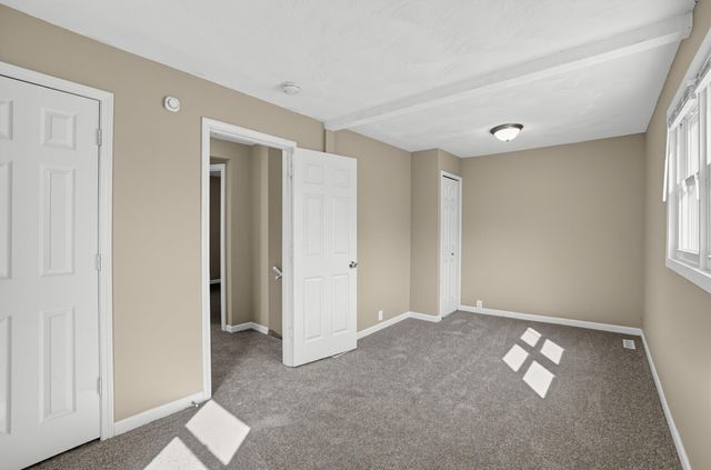 4038 AVENUE C, Council Bluffs, IA 51501
