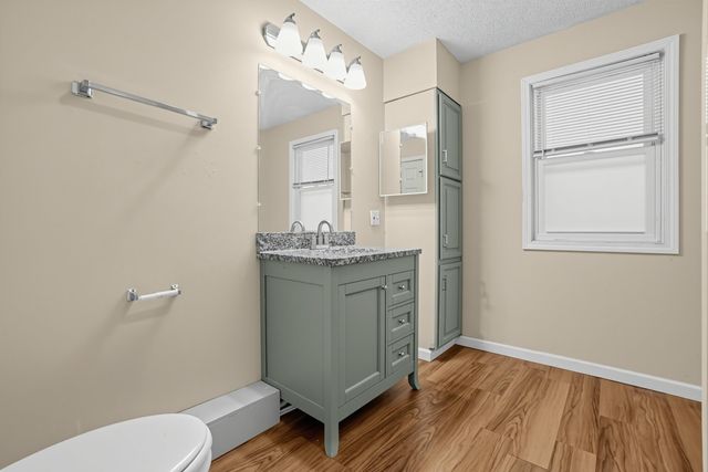 4038 AVENUE C, Council Bluffs, IA 51501