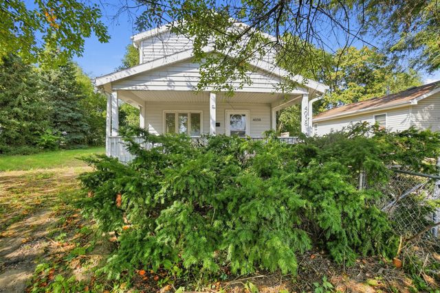 4038 AVENUE C, Council Bluffs, IA 51501