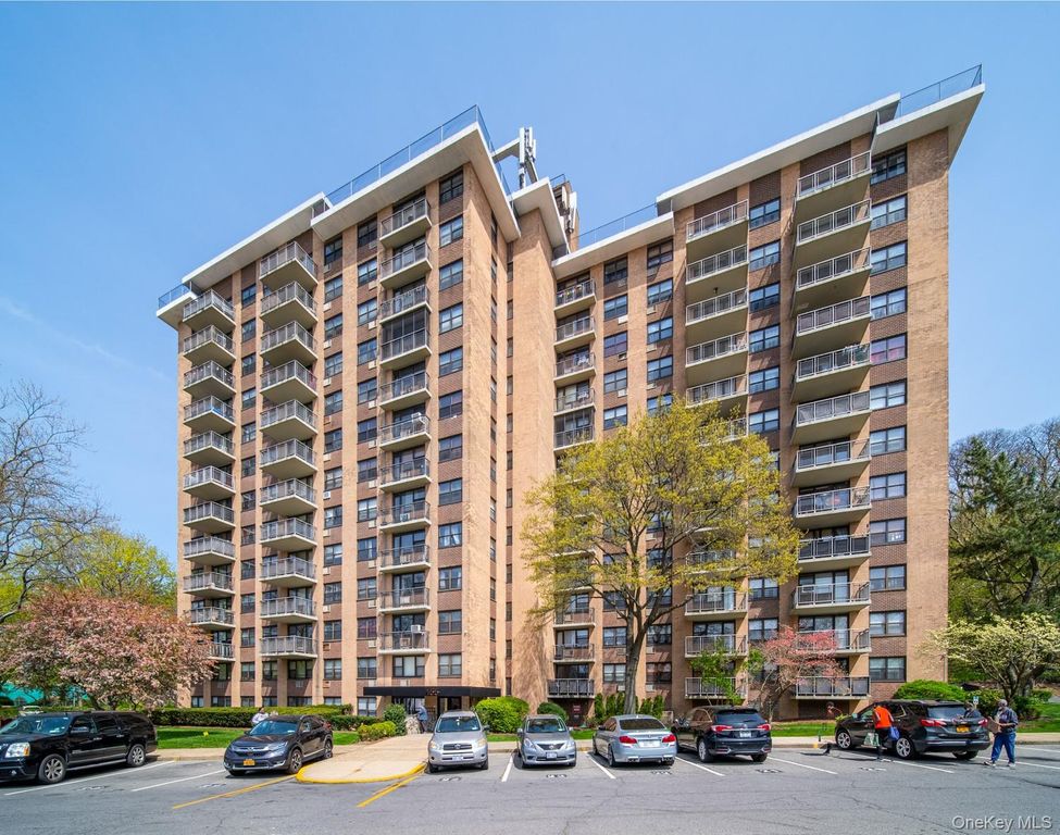 155 Ferris Avenue 11B, White Plains, NY 10603