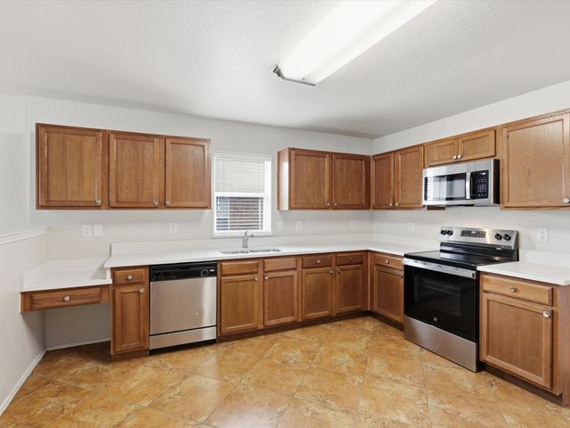 1441 Erin Drive, Burleson, TX 76028