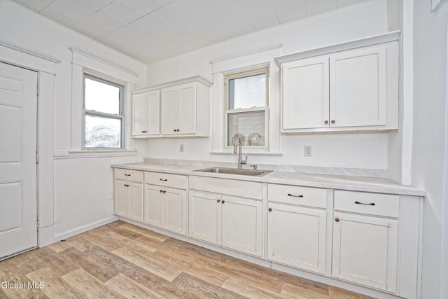 59 N Allen Street, Albany, NY 12203