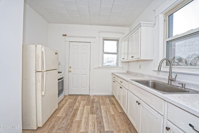 59 N Allen Street, Albany, NY 12203