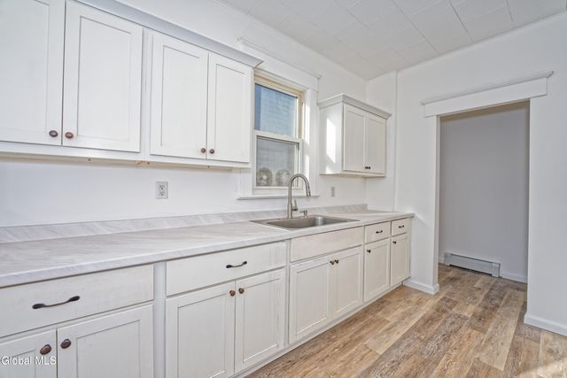 59 N Allen Street, Albany, NY 12203