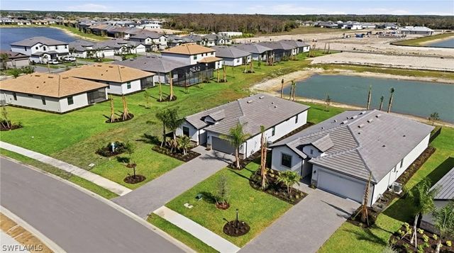 19213 Gentry PL, Estero, FL 33928