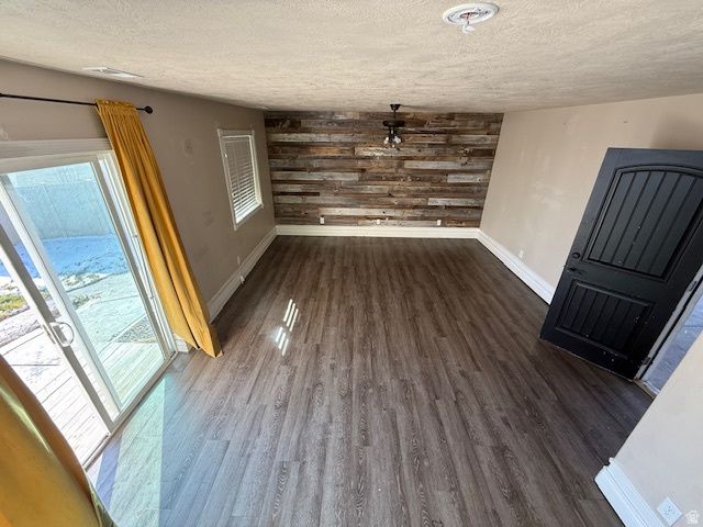 273 W AUTUMN DR, Saratoga Springs, UT 84045