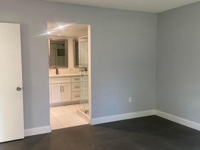 9818 Marina Boulevard 1220, Boca Raton, FL 33428