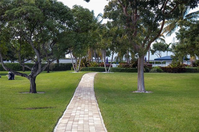 9818 Marina Boulevard 1220, Boca Raton, FL 33428