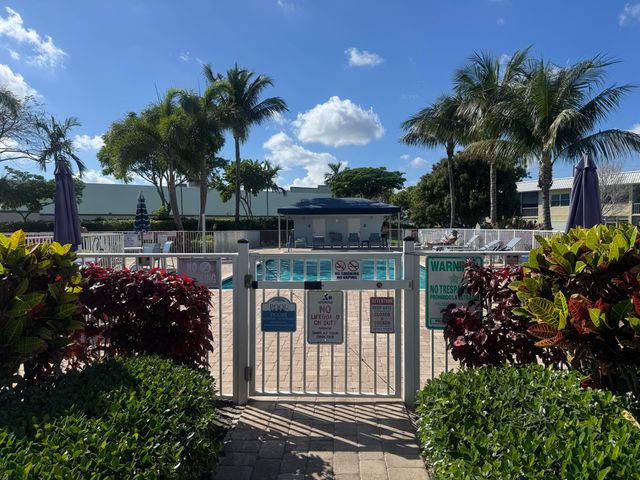 9818 Marina Boulevard 1220, Boca Raton, FL 33428