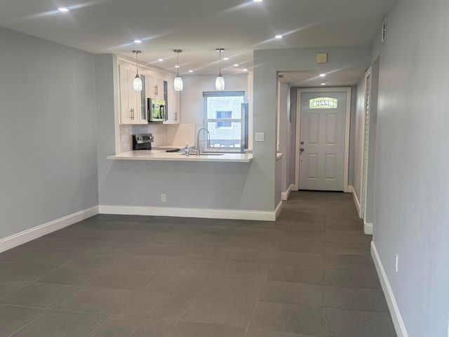 9818 Marina Boulevard 1220, Boca Raton, FL 33428