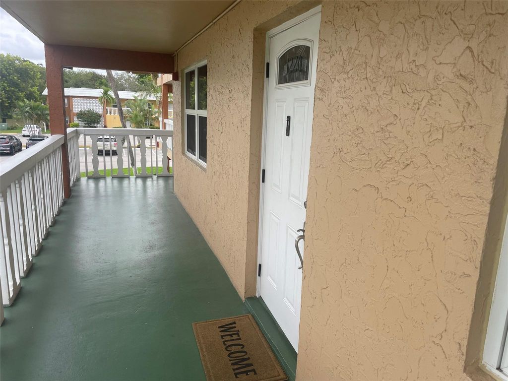 9818 Marina Boulevard 1220, Boca Raton, FL 33428