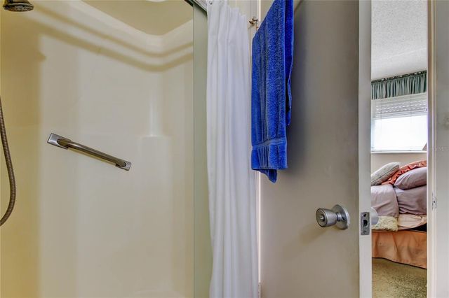 7425 BAY ISLAND DRIVE S 203, South Pasadena, FL 33707