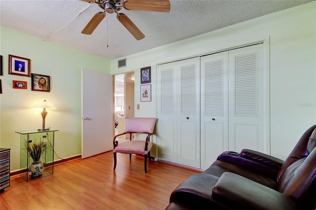 7425 BAY ISLAND DRIVE S 203, South Pasadena, FL 33707