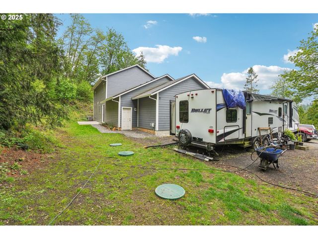 250 SYLVAN Way, Longview, WA 98632