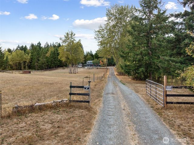 33210 78th Avenue S, Roy, WA 98580