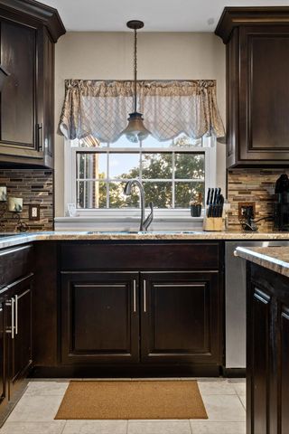 7819 Stonehenge Drive, Chattanooga, TN 37421