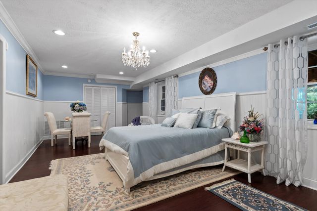 7819 Stonehenge Drive, Chattanooga, TN 37421