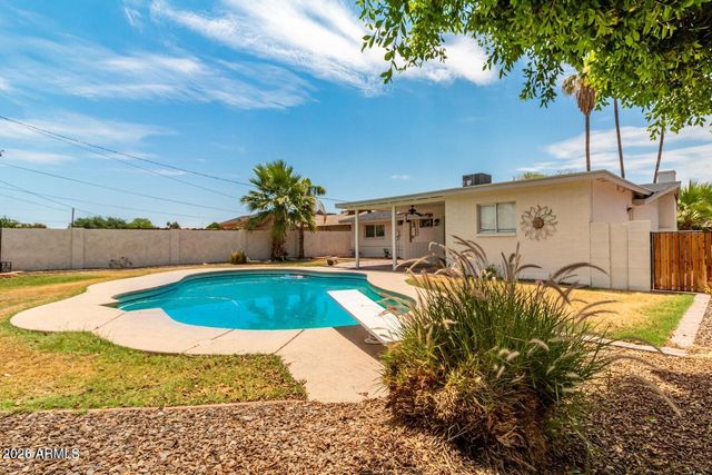 132 E Pebble Beach Drive, Tempe, AZ 85282
