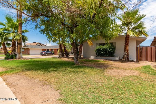 132 E Pebble Beach Drive, Tempe, AZ 85282