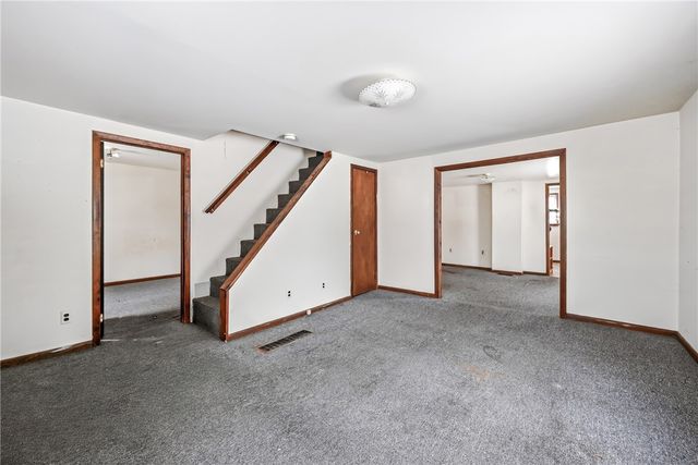 305 Jackson St, Jamestown, PA 16134