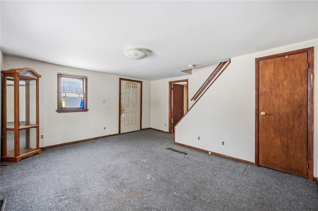 305 Jackson St, Jamestown, PA 16134