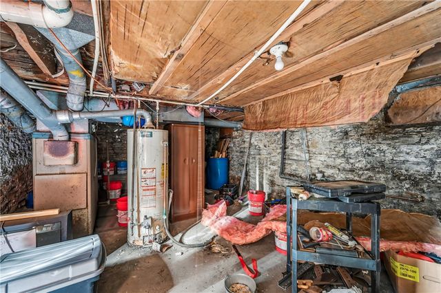 305 Jackson St, Jamestown, PA 16134